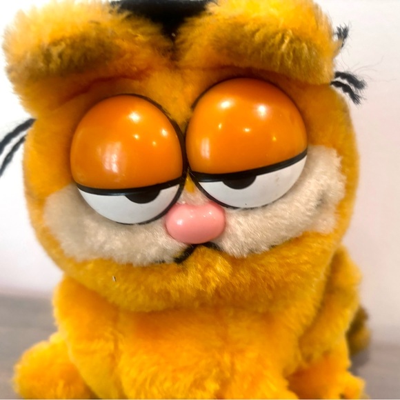 Vintage R. Dakin & Co Garfield Cat Grad Stuffed Plush Graduation Cap 1978 1981 - Picture 3 of 9